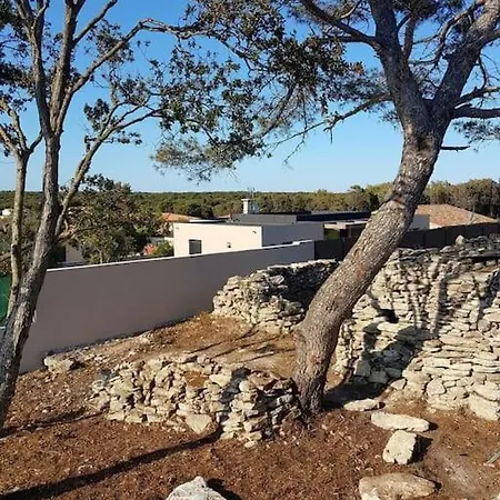 Neuve Avec Piscine Villa *