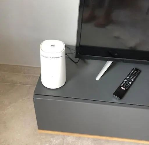 Neuve Avec Piscine 别墅