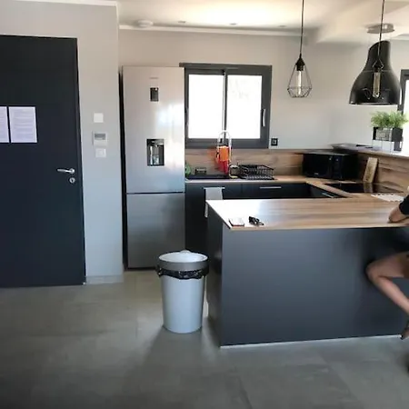 Neuve Avec Piscine *