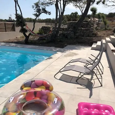 Willa Neuve Avec Piscine