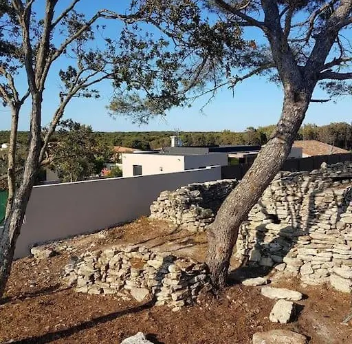 Neuve Avec Piscine Villa *