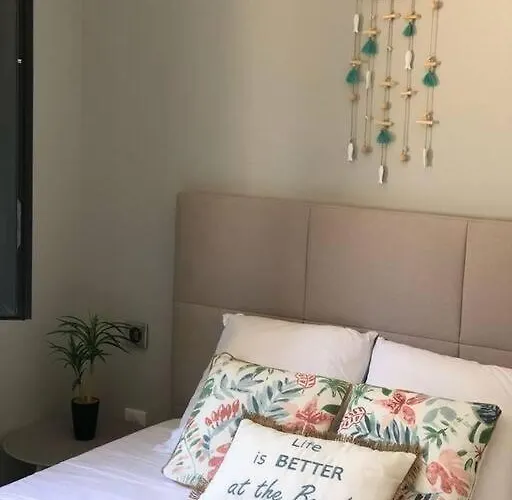 Neuve Avec Piscine Villa *